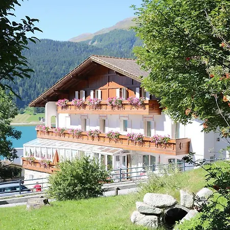 Hotel Etschquelle-2